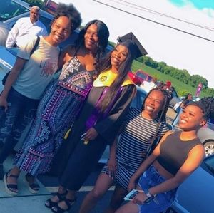 Meet your Posher, Alisha